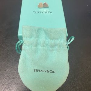 Tiffany& Co. Return to Tiffany Heart Earrings